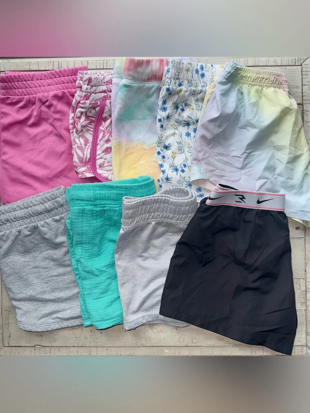 Girls size medium / 10-12 years lot of SS tops & shorts 17pc + extras
